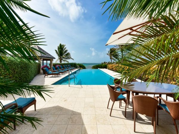 Antigua Barbuda Home 1003095