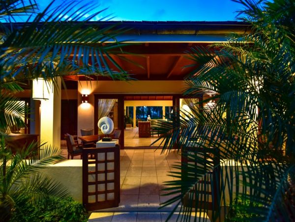Antigua Barbuda Home 1003095