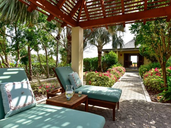 Antigua Barbuda Home 1003095
