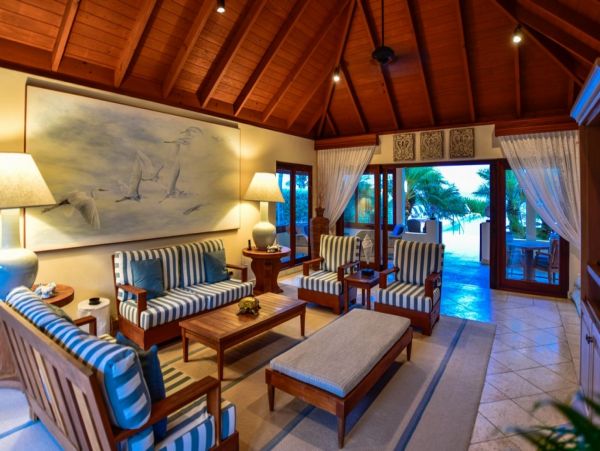 Antigua Barbuda Home 1003095