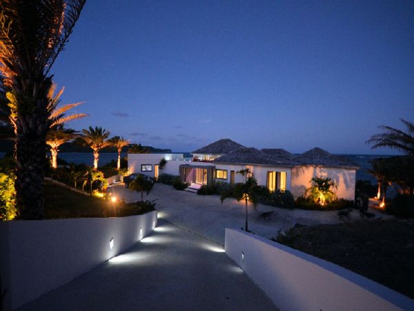 Antigua Barbuda Home 1003096