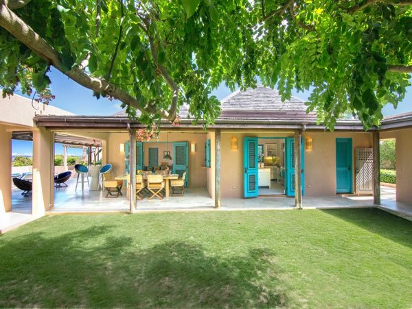 Antigua Barbuda Home 1003097