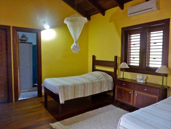 Antigua Barbuda Home 1003101