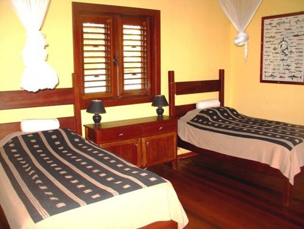 Antigua Barbuda Home 1003101