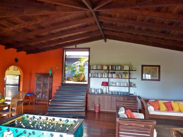 Antigua Barbuda Home 1003101