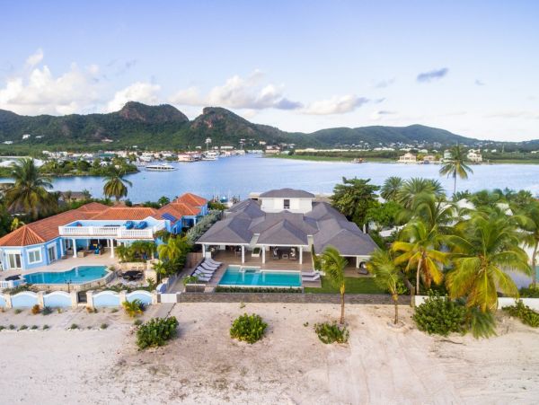 Antigua Barbuda Home 1003102