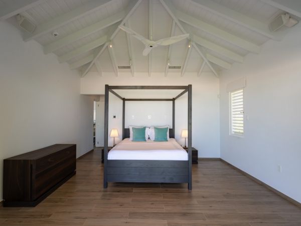 Antigua Barbuda Home 1003102