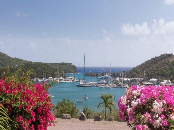 Antigua Barbuda Home 1003103