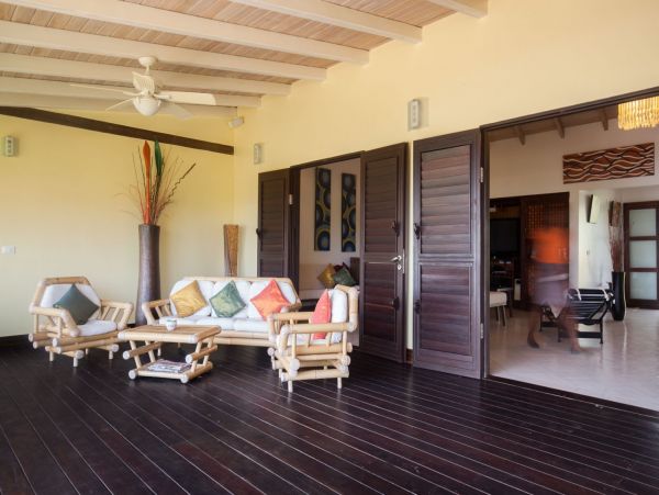 Antigua Barbuda Home 1003103