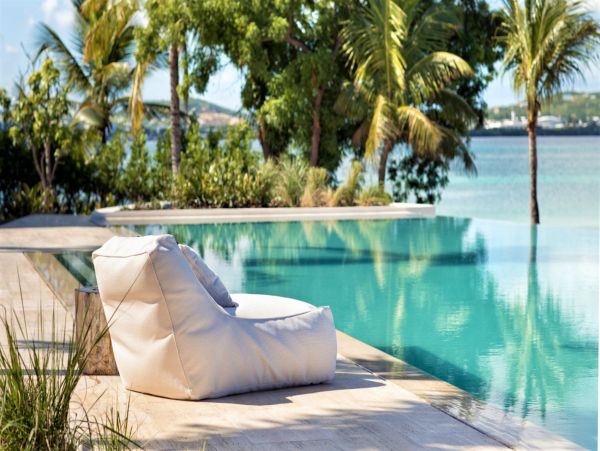 Antigua Barbuda Home 1003105