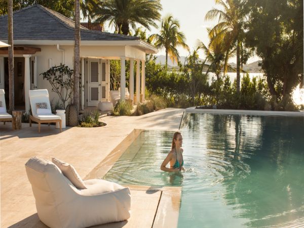 Antigua Barbuda Home 1003105