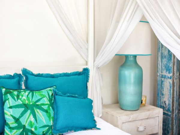 Antigua Barbuda Home 1003105