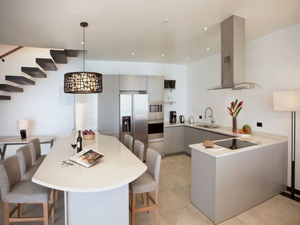 Antigua Barbuda Home 1003106