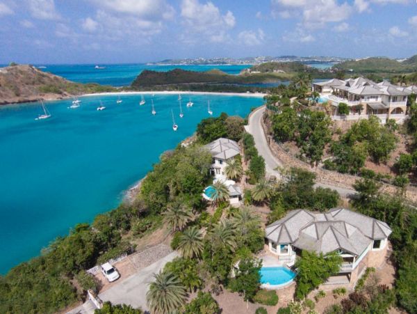 Antigua Barbuda Home 1003109