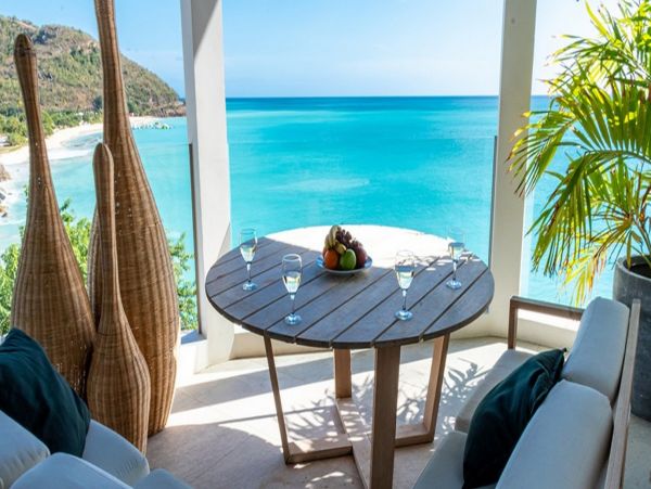 Antigua Barbuda Home 1003110
