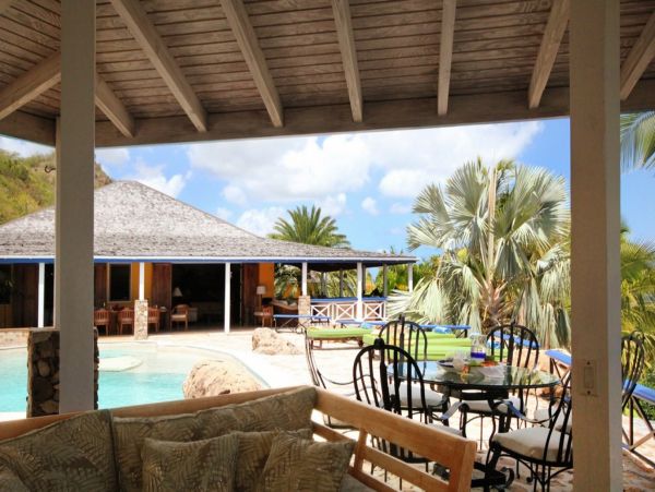 Antigua Barbuda Home 1003112