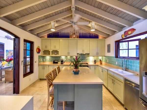 Antigua Barbuda Home 1003113