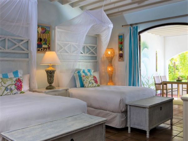 Antigua Barbuda Home 1003113