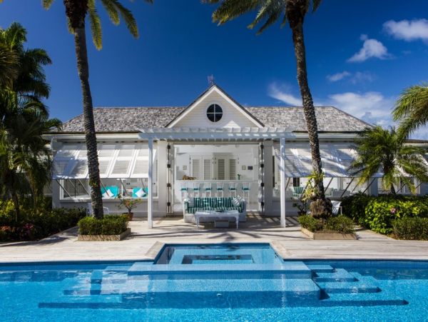 Antigua Barbuda Home 1003114