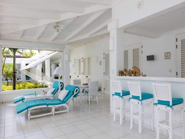 Antigua Barbuda Home 1003114