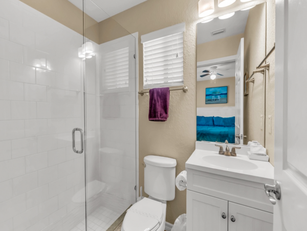 Bradenton Two Bedroom Vacation Home with private pool