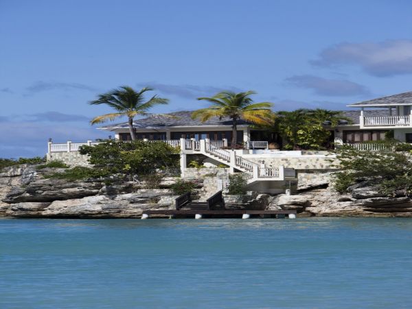 Antigua Barbuda Home 1003117