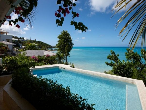 Antigua Barbuda Home 1003117