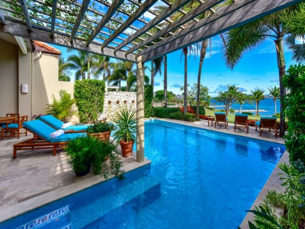 Antigua Barbuda Home 1003119