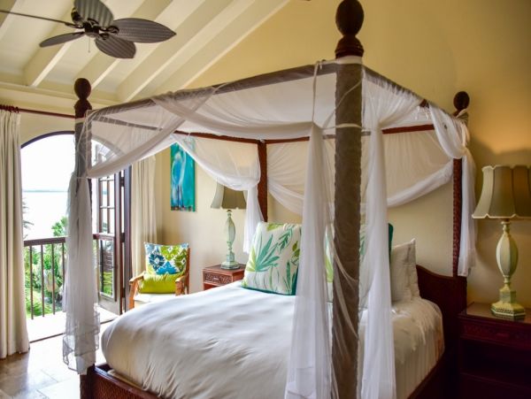Antigua Barbuda Home 1003119