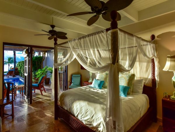Antigua Barbuda Home 1003119
