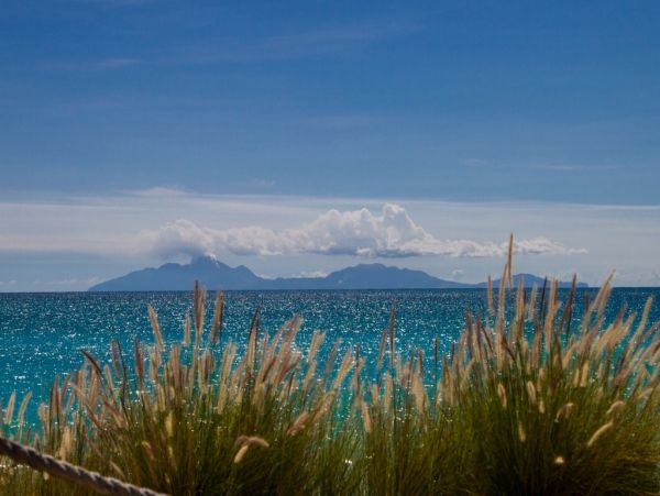 Antigua Barbuda Home 1003121