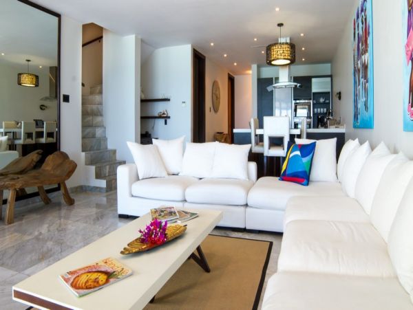 Antigua Barbuda Home 1003121