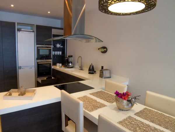 Antigua Barbuda Home 1003121