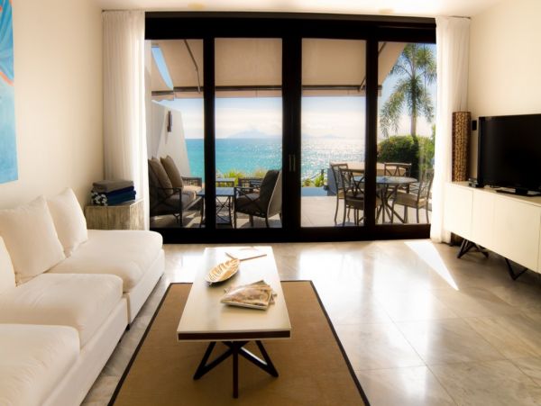 Antigua Barbuda Home 1003121