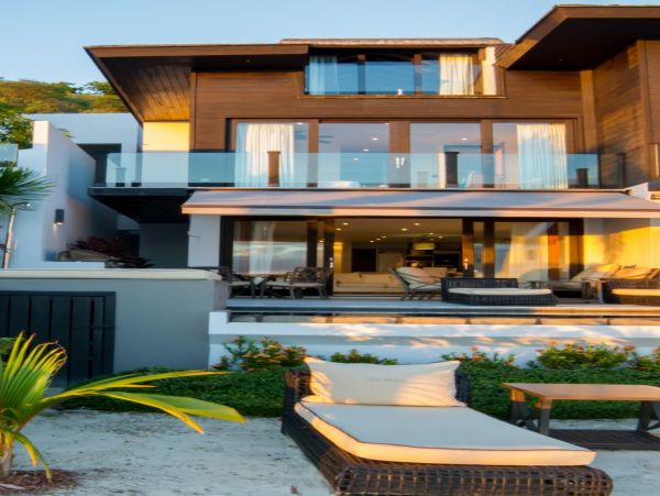 Antigua Barbuda Home 1003121