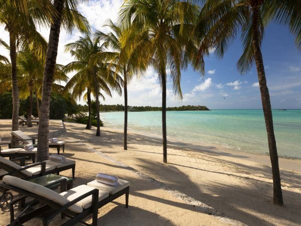 Antigua Barbuda Home 1003126