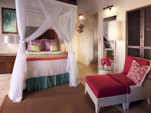 Antigua Barbuda Home 1003127