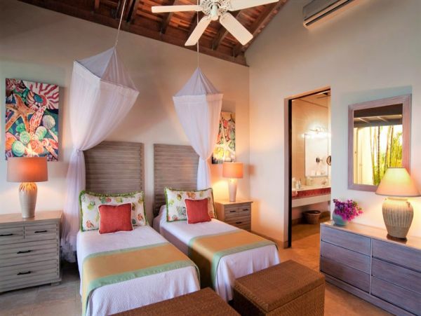 Antigua Barbuda Home 1003129
