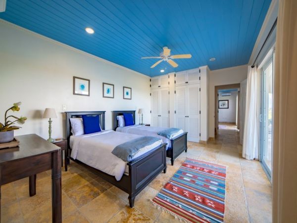 Antigua Barbuda Home 1003131