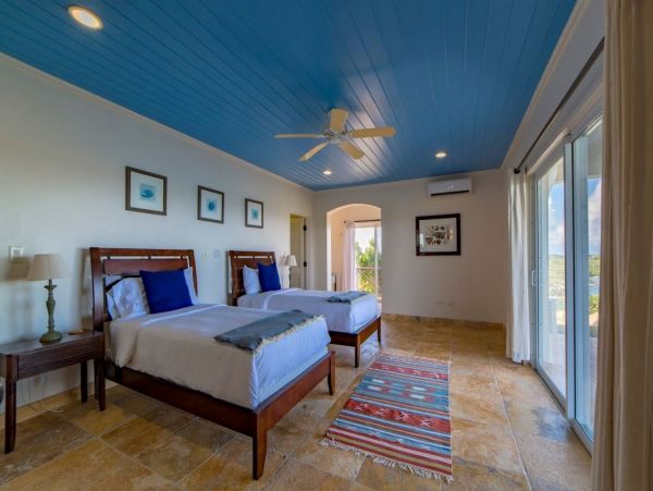 Antigua Barbuda Home 1003131