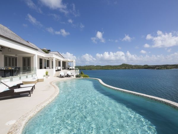 Antigua Barbuda Home 1003132