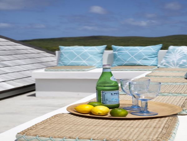 Antigua Barbuda Home 1003132