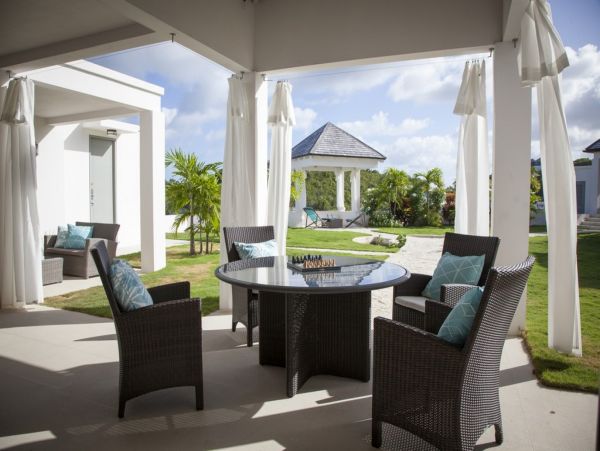 Antigua Barbuda Home 1003132