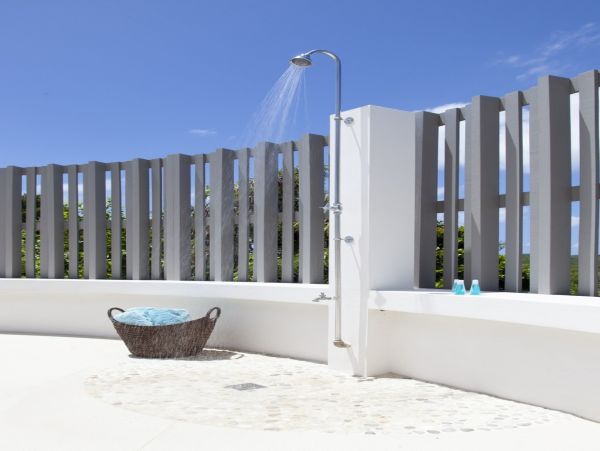 Antigua Barbuda Home 1003132