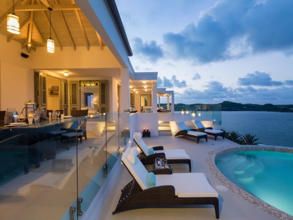 Antigua Barbuda Home 1003132