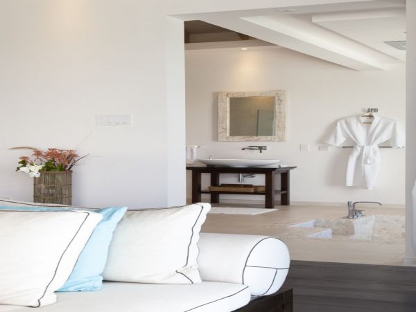 Antigua Barbuda Home 1003132