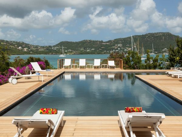 Antigua Barbuda Home 1003135