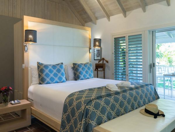 Antigua Barbuda Home 1003135