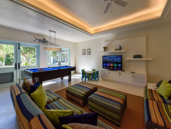 Antigua Barbuda Home 1003136