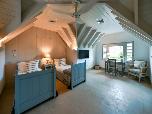 Antigua Barbuda Home 1003137